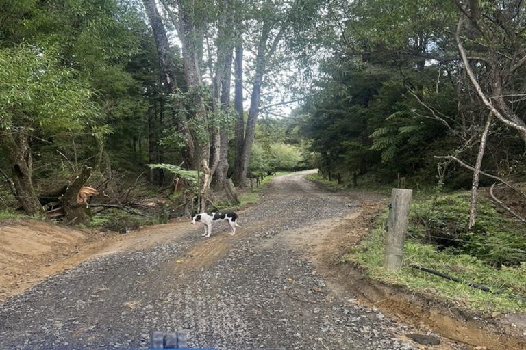 Photo of property in 492 Wairere Road, Paparoa, 0571