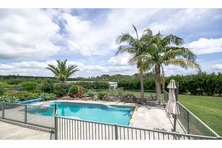 Photo of property in 581 Kerikeri Road, Kerikeri, 0293