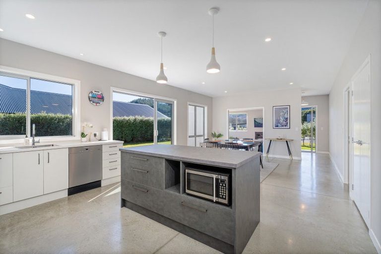 Photo of property in 35 Saint Andrews Drive, Pauanui, Hikuai, 3579