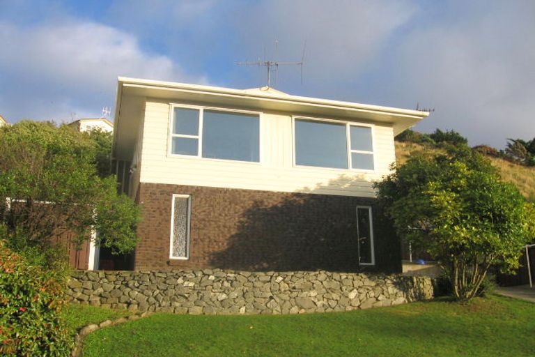 Photo of property in 74 Fyvie Avenue, Tawa, Wellington, 5028