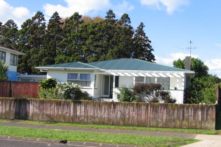 Photo of property in 14 Vickerman Street, Otara, Auckland, 2023