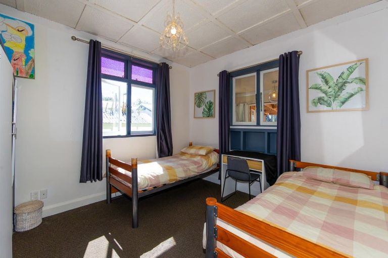 Photo of property in 63 Ferry Road, Clive, 4102