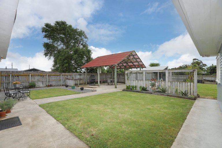 Photo of property in 24 Dundas Road, Sanson, 4817