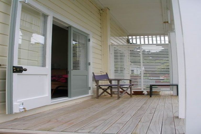 Photo of property in 10-12 Lavaud Street, Berhampore, Wellington, 6023