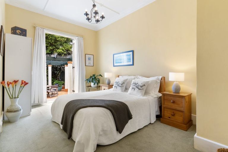 Photo of property in 1/34 Milford Road, Milford, Auckland, 0620