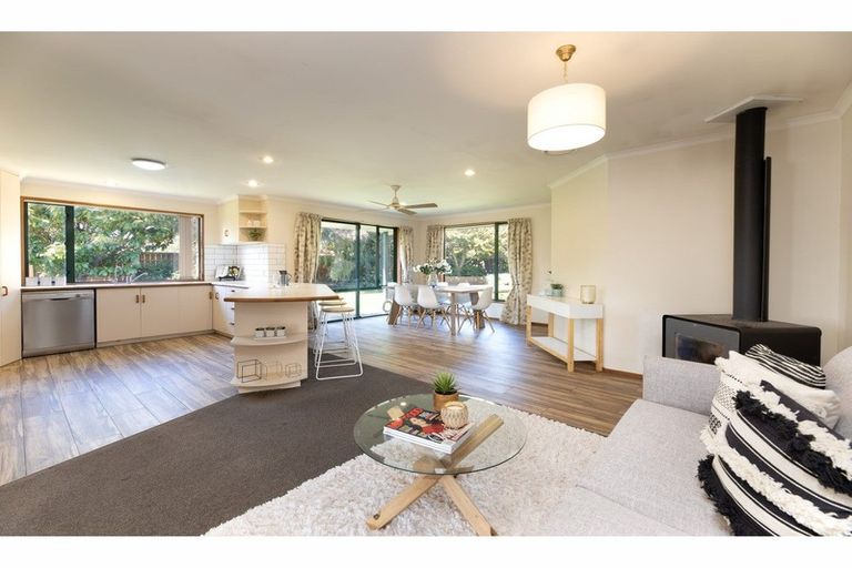 Photo of property in 36 Woodglen Drive, Woodend, 7610