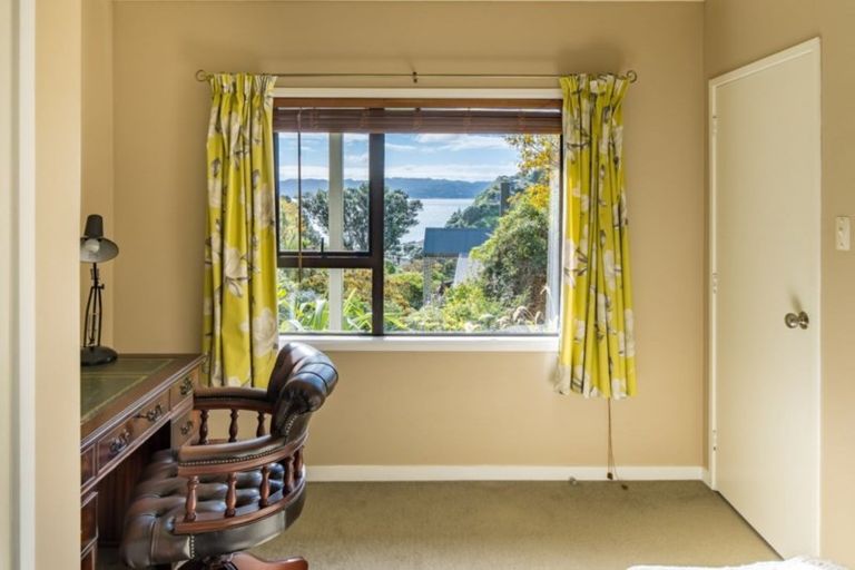 Photo of property in 16 Marama Terrace, Eastbourne, Lower Hutt, 5013