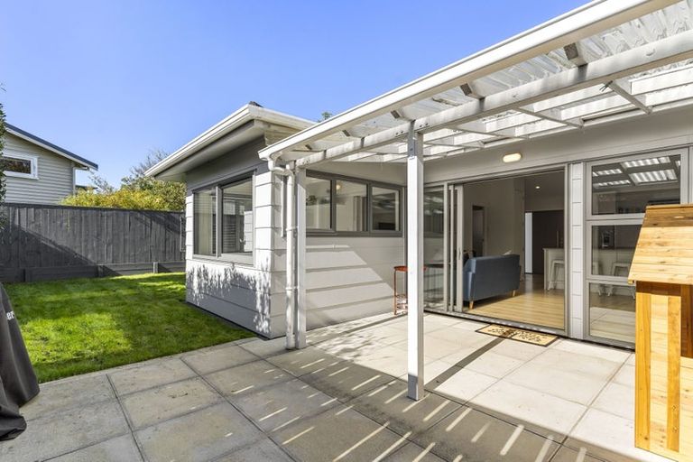 Photo of property in 2/10 Ewen Alison Avenue, Devonport, Auckland, 0624