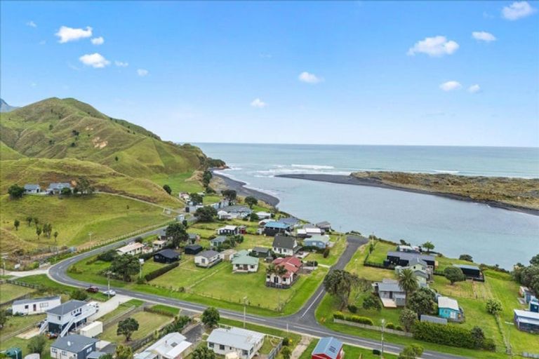 Photo of property in 24 Rauparaha Street, Marokopa, Piopio, 3988