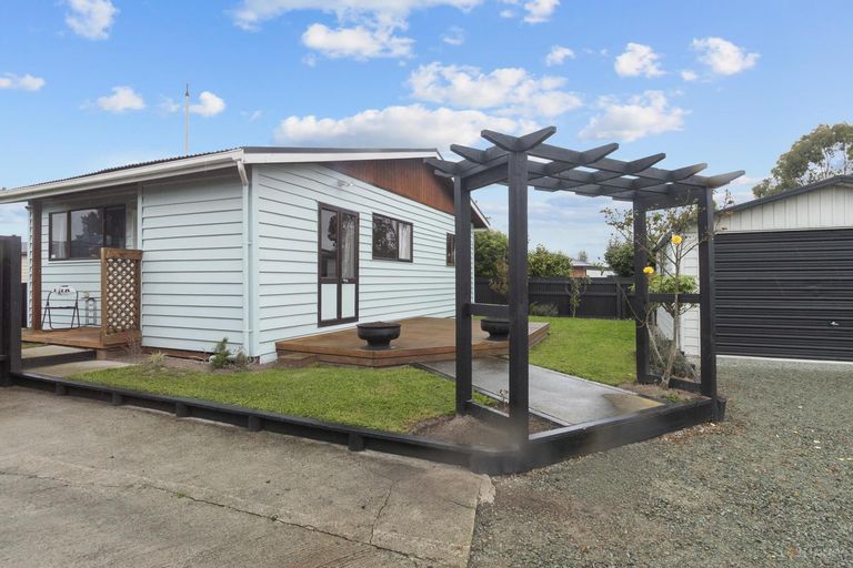 Photo of property in 15a Leckie Street, Redruth, Timaru, 7910