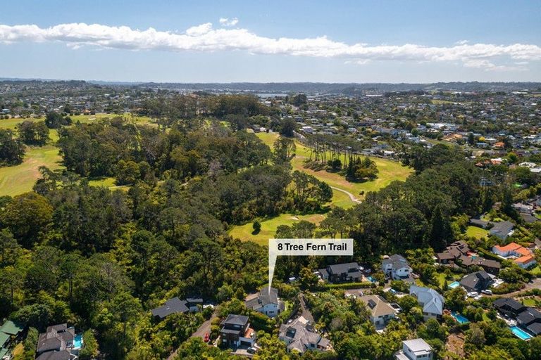 Photo of property in 8 Tree Fern Trail, Campbells Bay, Auckland, 0630