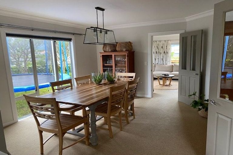 Photo of property in 19 Navigation Drive, Whitby, Porirua, 5024