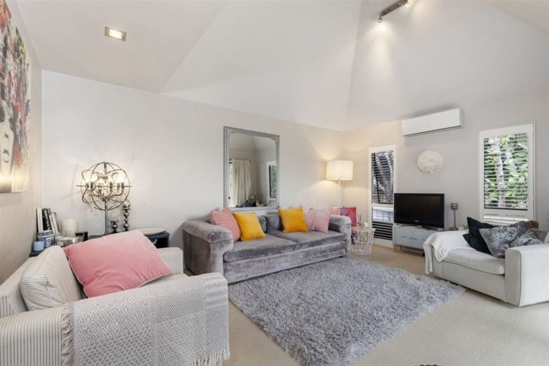 Photo of property in 2/24 Aramoana Avenue, Devonport, Auckland, 0624