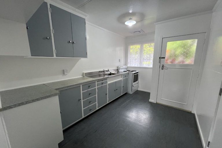 Photo of property in 121 Fitzherbert Avenue, West End, Palmerston North, 4410
