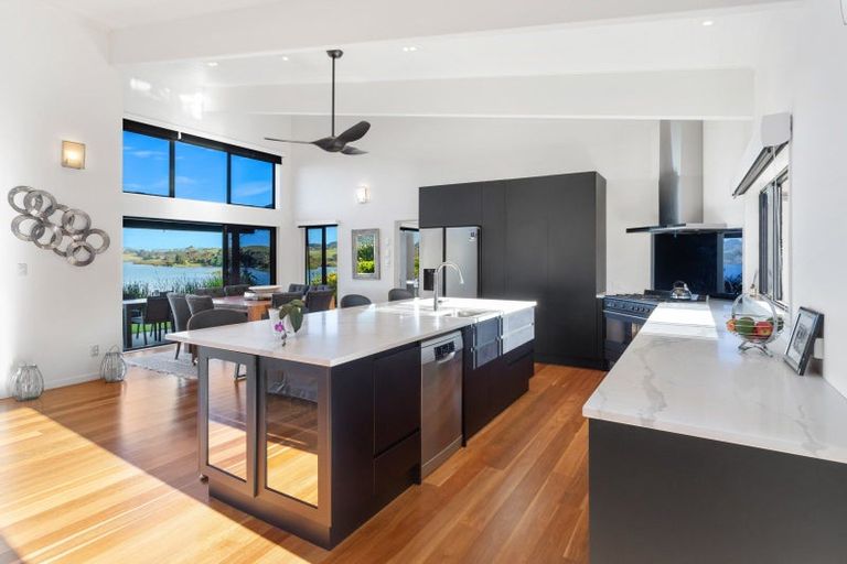 Photo of property in 10 Waterfront Drive, Mangonui, 0420