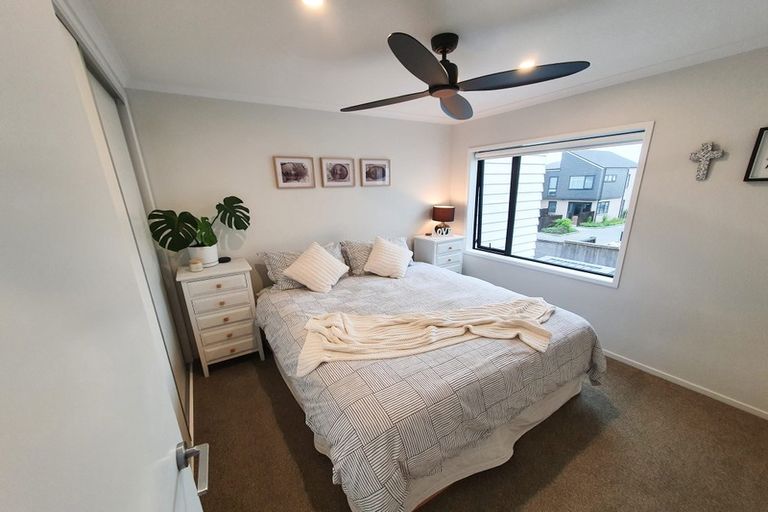 Photo of property in 38 Tuatua Road, Hobsonville, Auckland, 0616