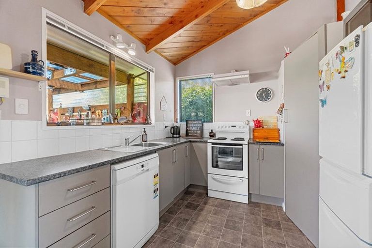 Photo of property in 25 Velma Crescent, Nawton, Hamilton, 3200