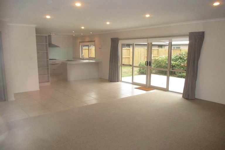 Photo of property in 12 Piwakawaka Court, Rototuna North, Hamilton, 3210