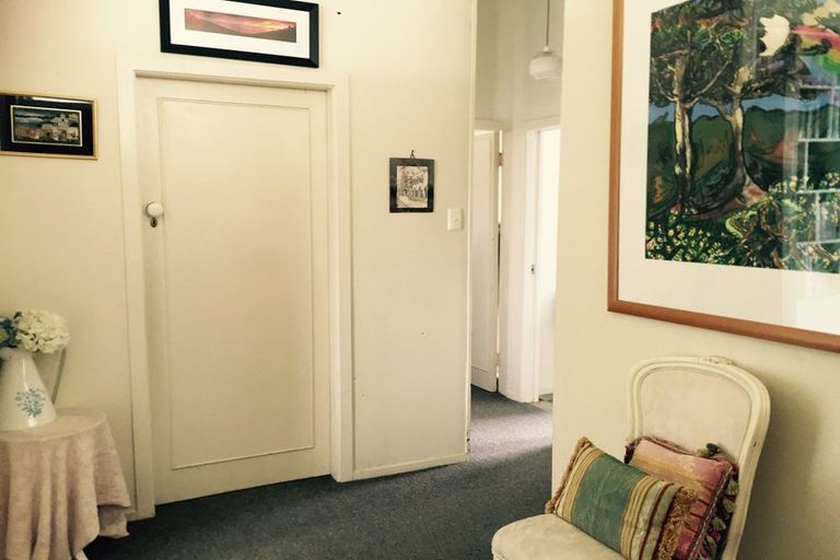 Photo of property in 34 Crawford Road, Kilbirnie, Wellington, 6022