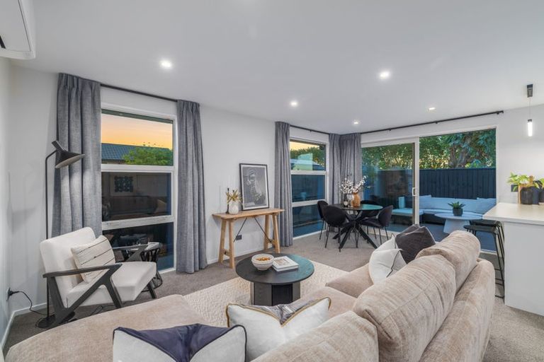 Photo of property in 157 Yaldhurst Road, Sockburn, Christchurch, 8042