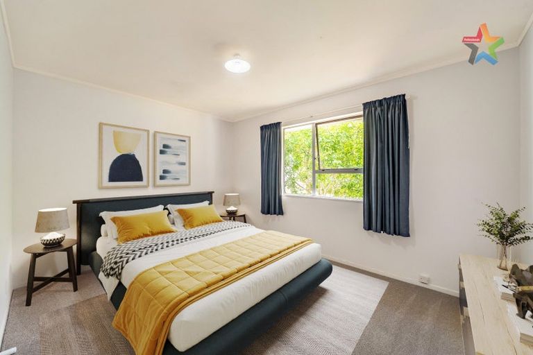 Photo of property in 69b Hartford Crescent, Totara Park, Upper Hutt, 5018