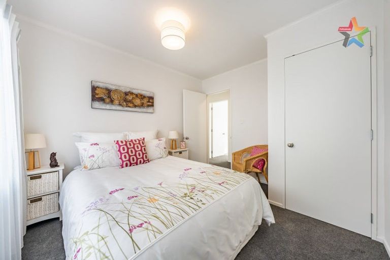 Photo of property in 39a Birdwood Road, Waterloo, Lower Hutt, 5011