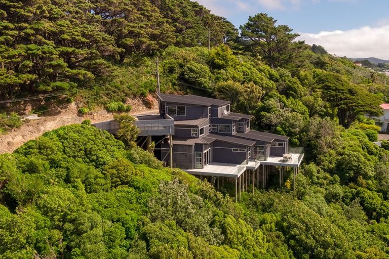 Photo of property in 120 Weld Street, Wadestown, Wellington, 6012