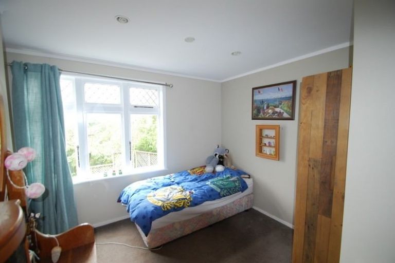 Photo of property in 38 Homewood Avenue, Karori, Wellington, 6012