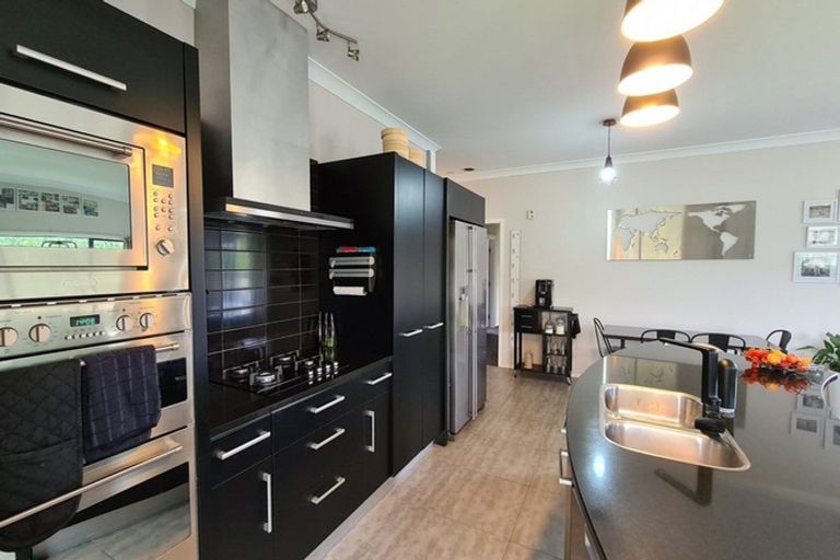 Photo of property in 181a Tasman Street, Opunake, 4616