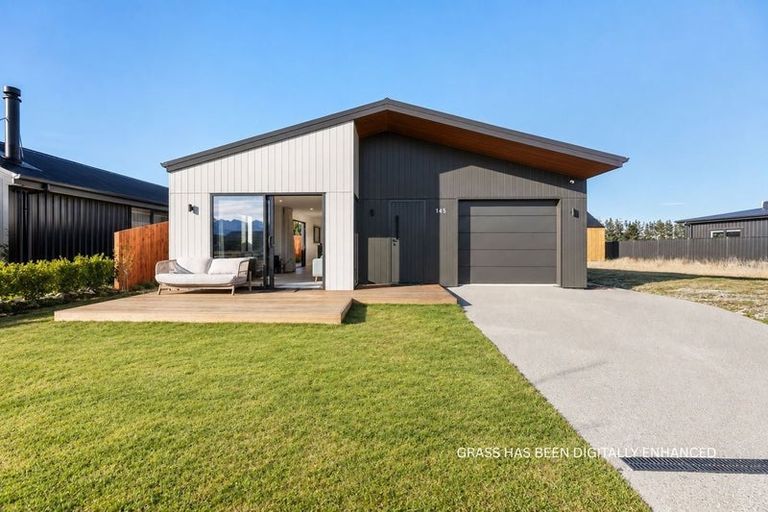 Photo of property in 145 Burdon Loop, Lake Hawea, 9382