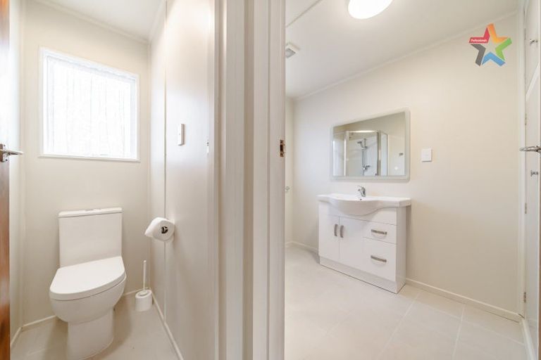 Photo of property in 293a Wellington Road, Wainuiomata, Lower Hutt, 5014