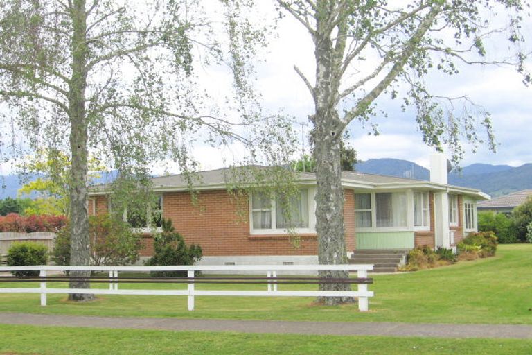 Photo of property in 102 Park Road, Katikati, 3129