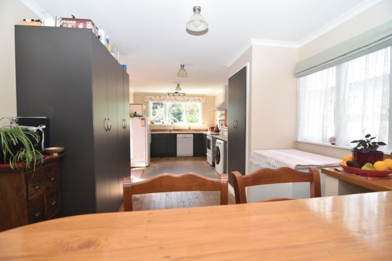 Photo of property in 493 High Street South, Carterton, 5713