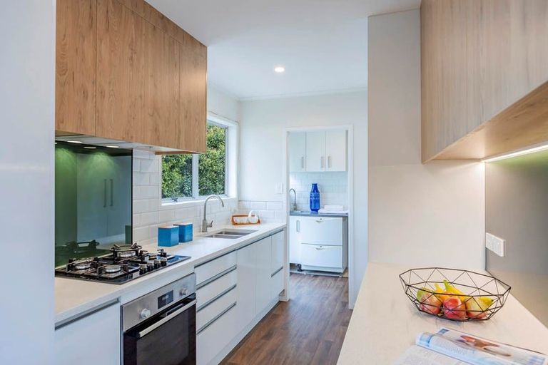 Photo of property in 138 Moire Road, West Harbour, Auckland, 0618
