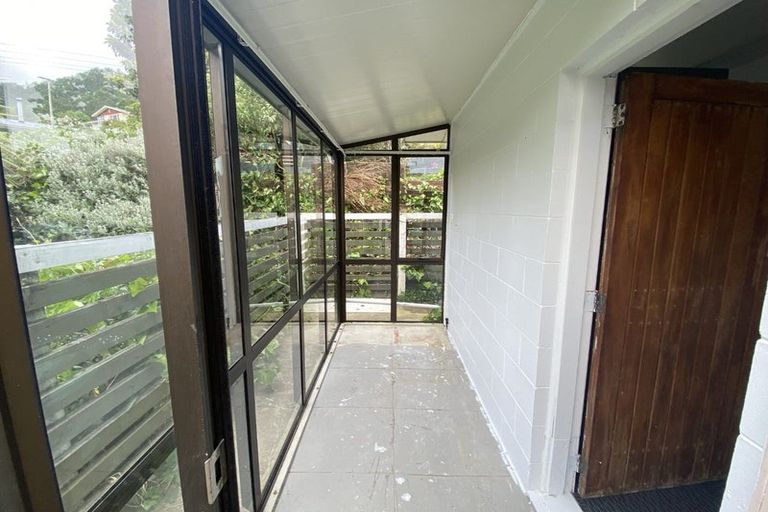 Photo of property in 2/1 Angle Street, Picton, 7220