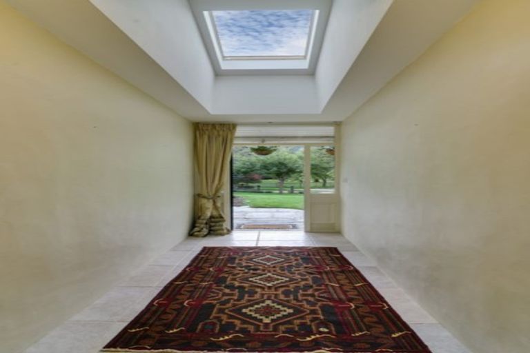 Photo of property in 752 Malaghans Road, Speargrass Flat, Queenstown, 9371