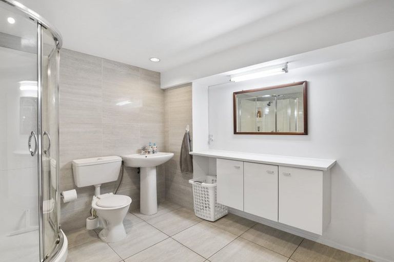 Photo of property in 145 Upper Harbour Drive, Greenhithe, Auckland, 0632