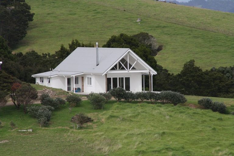 Photo of property in 169 Te Toiroa Road, Ngunguru, Whangarei, 0173