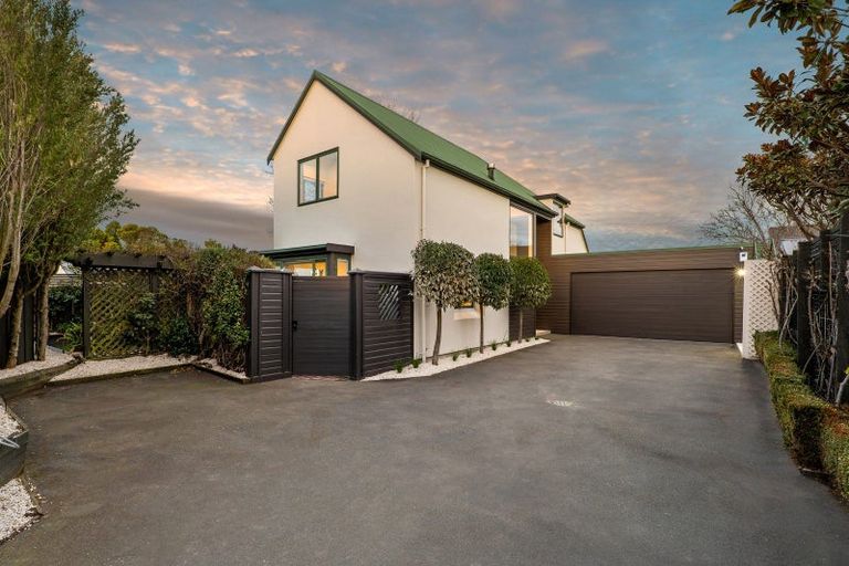 Photo of property in 114 Knowles Street, St Albans, Christchurch, 8052
