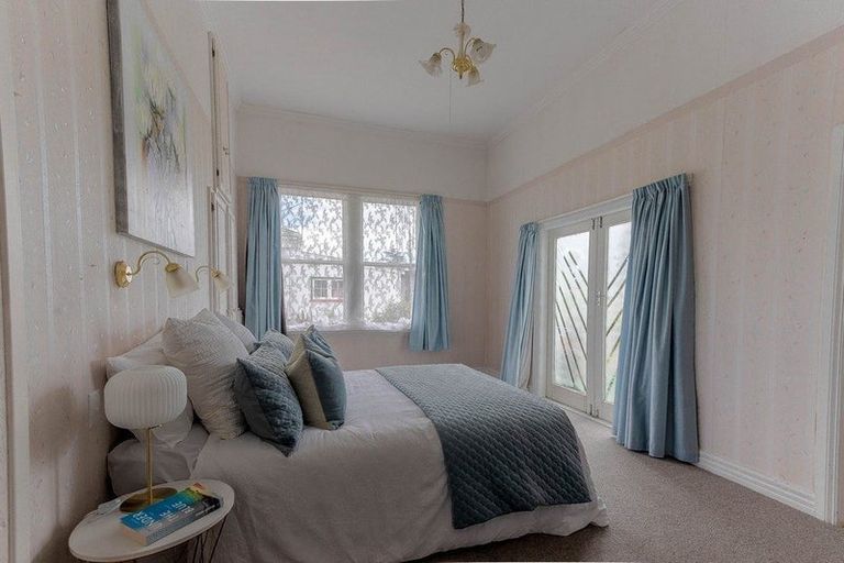 Photo of property in 16 Toia Street, Marton, 4710