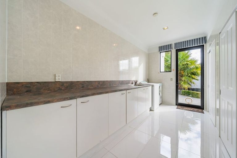 Photo of property in 1 Young Nicks Lane, Whitby, Porirua, 5024