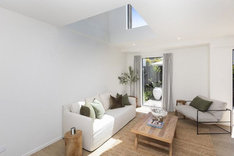 Photo of property in 87 Clare Road, St Albans, Christchurch, 8014