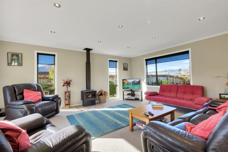 Photo of property in 13 Whiting Drive, Wakefield, 7025