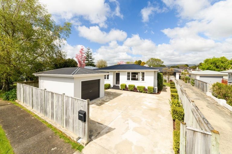 Photo of property in 26 Galway Avenue, Hokowhitu, Palmerston North, 4410