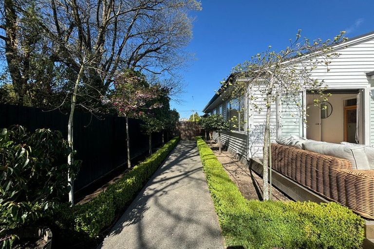 Photo of property in 233 Ilam Road, Ilam, Christchurch, 8041