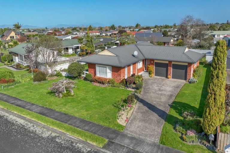 Photo of property in 61 Hayward Road, Ngatea, 3503