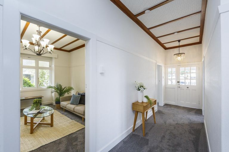 Photo of property in 53 Limbrick Street, Terrace End, Palmerston North, 4410