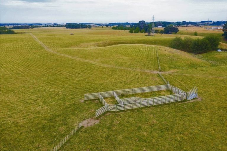 Photo of property in No 2 Line, Okoia, Wanganui, 4572