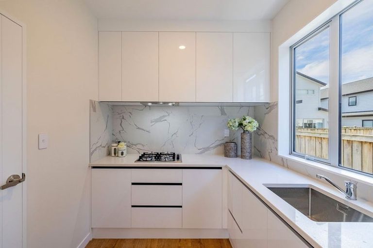 Photo of property in 15 Timbermill Road, Whenuapai, Auckland, 0618