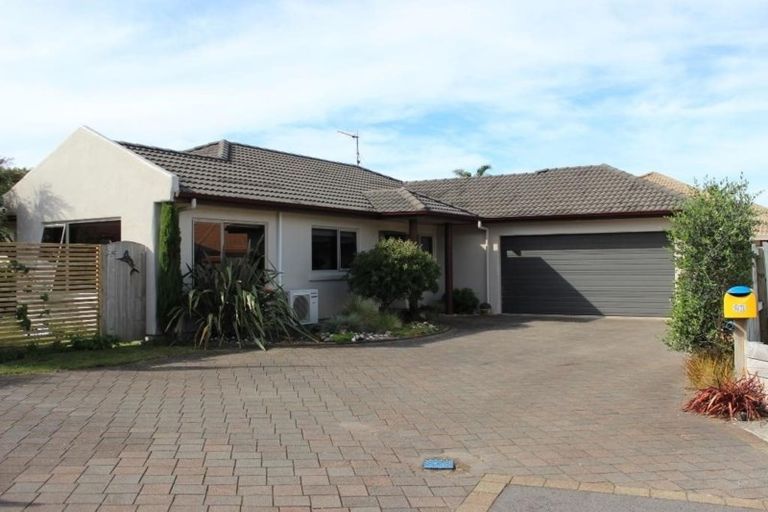 Photo of property in 21 Lamia Grove, Papamoa Beach, Papamoa, 3118